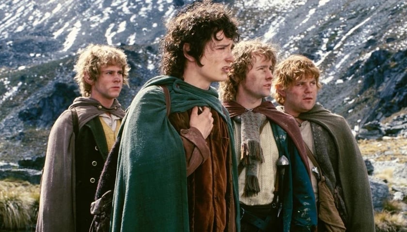 Kadr z  jednego z filmów trylogii "Władca Pierścieni" 
