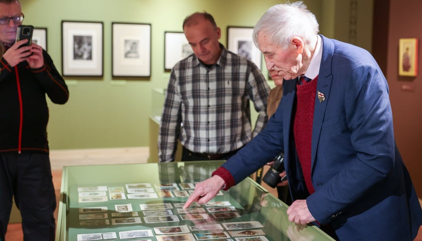 Oprowadzanie po wystawie „Kazanie do ptaków. Wizerunki św. Franciszka z kolekcji prof. Franciszka Kusiaka”