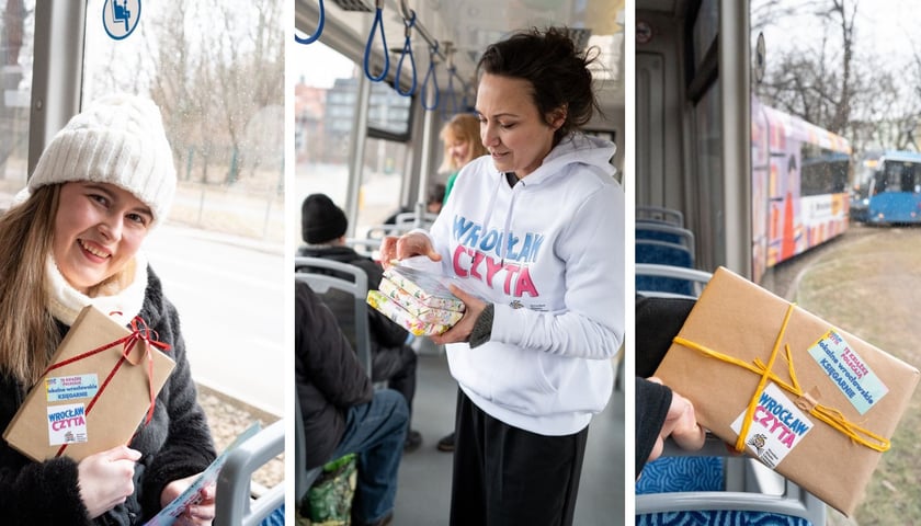 Trzy zdjęcia połączone w jeden baner – z lewej pasażerka BookTramu z książką, w środku rozdawanie książek podczas akcji, z prawej książka zapakowana i z naklejką „Wrocław czyta”
