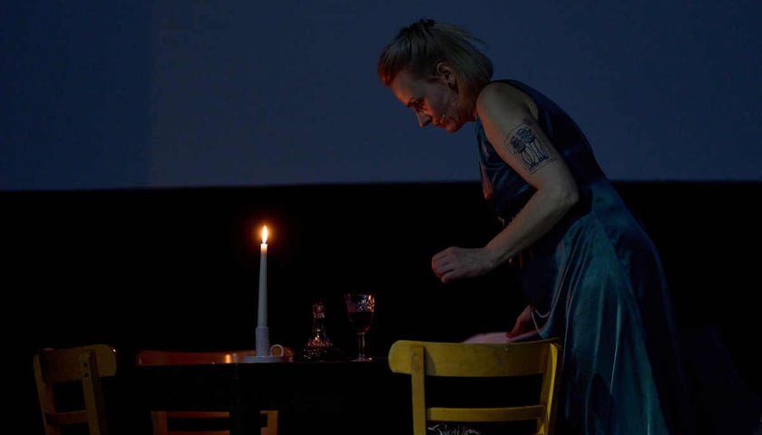 Kadr z czytania preformatywnego 