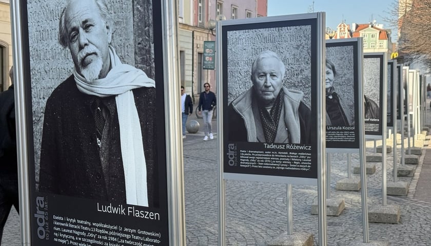 Wystawa z okazji 65-lecia miesięcznika &bdquo;Odra&rdquo; na ul. Świdnickiej