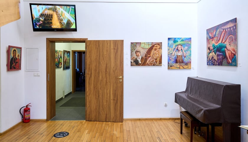 Klub Muzyki i Literatury &ndash; wystawa prac Anny Marii Fusaro