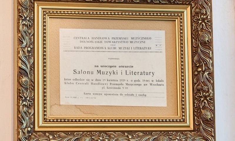 <p>Klub Muzyki i Literatury &ndash; bilet wstępu na otwarcie Klubu Muzyki i Literatury (w&oacute;wczas Salonu Muzyki i Literatury) w kwietniu 1959 roku</p>