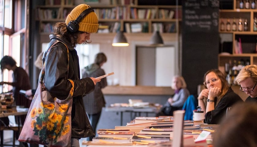 Klub Proza we Wrocławskim Domu Literatury. Zdjęcie ilustracyjne