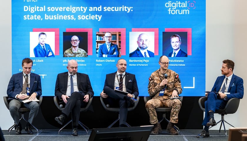 Uczestnicy poprzedniej edycji Digital ID Forum. Zdjęcie archiwalne, ilustracyjne.