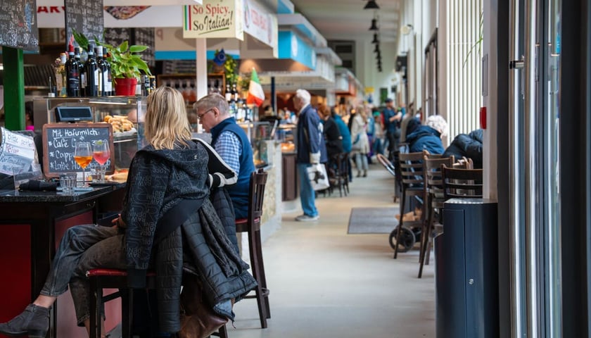 Marheineke Markthalle, strefa gastro