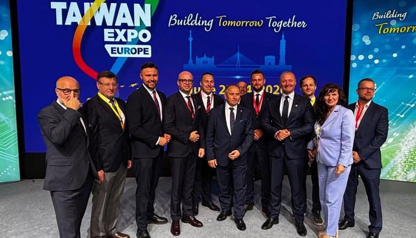 Ogłoszenie informacji o inwestycji TEEMA pod Wrocławiem podczas Taiwan Expo w Warszawie