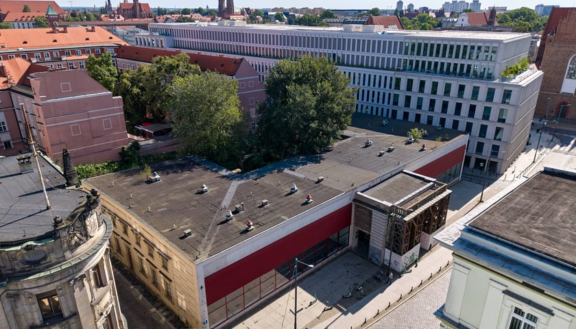 Pozostałości po Pałacu Hatzfeldów przy ul. Wita Stwosza, 22 lipca 2026