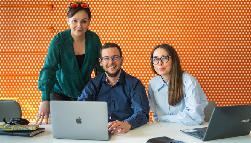 Od lewej strony: Ewa Kaucz – Head of Concordia Design Accelerator, Michał Karbowiak – Program Executive, Katarzyna Faruga – Project Manager Startup Scouting