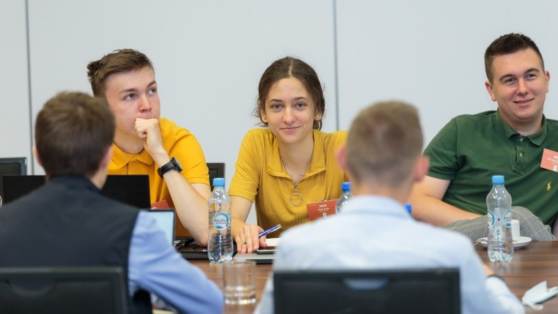Zespół Szkoła 2.0, od lewej strony: Julian Wąsek, Maja Reda, Mateusz Kasprzak