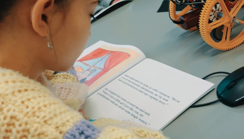 W Bielanach Wrocławskich Amazon drukuje książki dla dzieci z Ukrainy