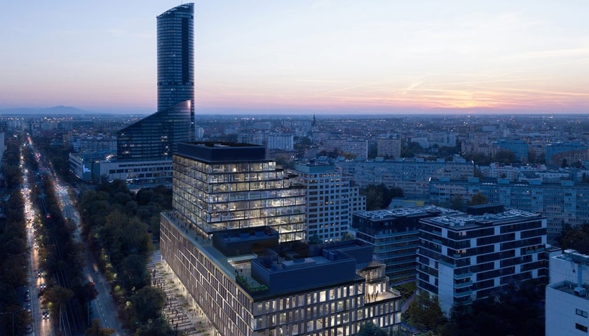 Biurowiec MidPoint71 w sąsiedztwie Sky Tower – najwyższego wieżowca we Wrocławiu