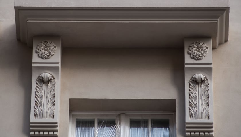Hotel Grand prawie gotowy. demontowane są ostatnie rusztowania i zasłony
