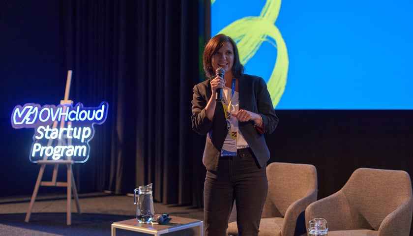 <p>Prezes ARAW-u Magdalena Okulowska, Konferencja Evolutions 2023: Meetup &amp; Showcase w Kinie Nowe Horyzonty</p>