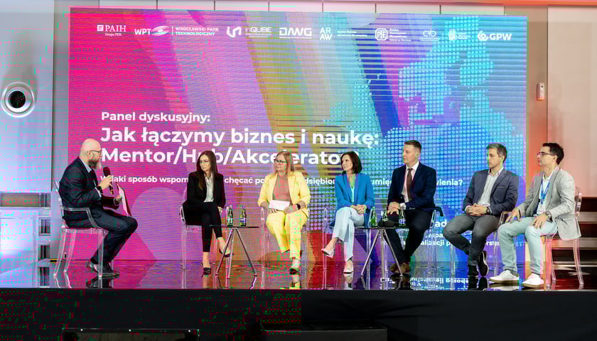 Czy nauka może wspierać firmy na zagranicznych rynkach? Udowodnili, że jest niezbędna