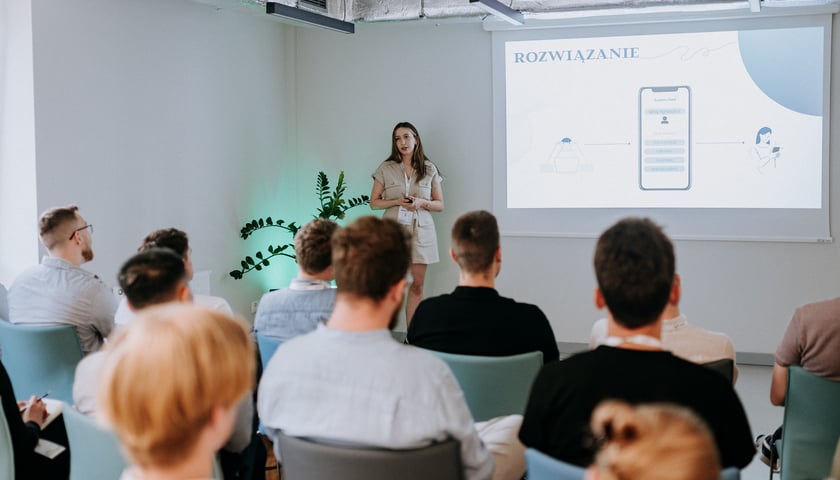 Powiększ obraz: Uczestnicy programu Startup Launchpad