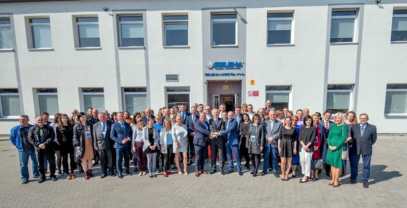 Oficjalne otwarcie głównego centrum laboratoryjnego w Dzierżoniowie