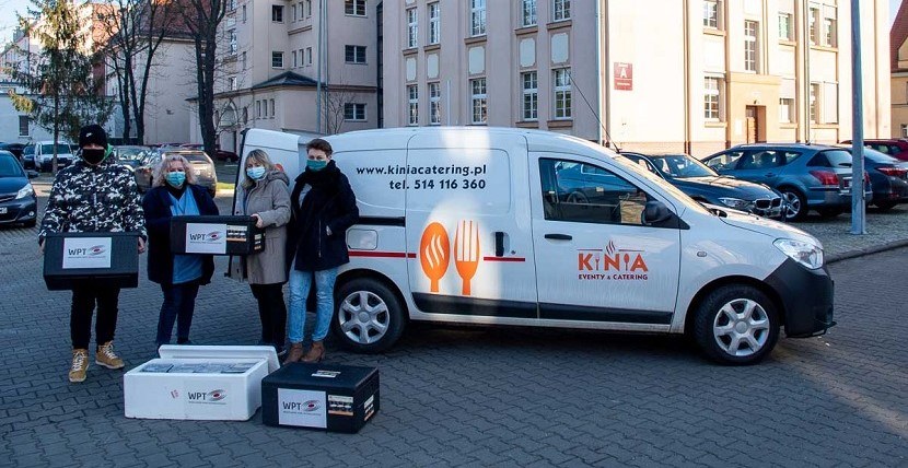 Wrocławskie firmy pomagają w walce z koronawirusem. Już 10 tys. posiłków trafiło do medyków