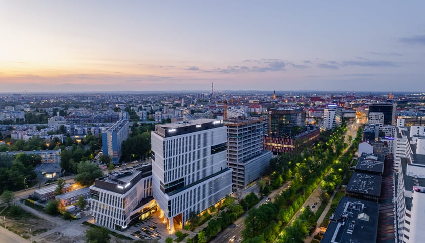 Centrum Południe we Wrocławiu z najnowszym 55-metrowym wieżowcem