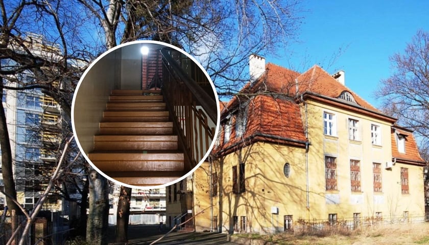 Dwupiętrowy dom ze spadzistym dachem na Kępie Mieszczańskiej na sprzedaż, w kółku schody w środku willi 