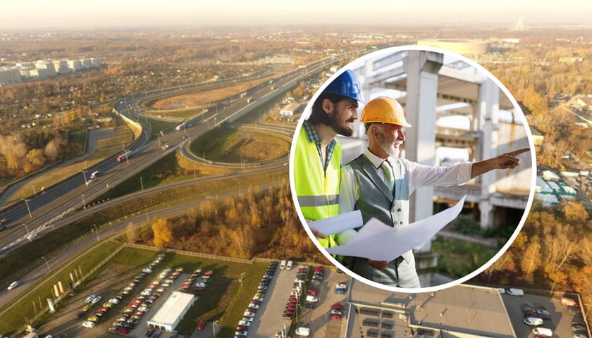 Zdjęcie lotnicze Wrocławia, w tle AOW, w kółku dwóch mężczyzn w kaskach na budowie