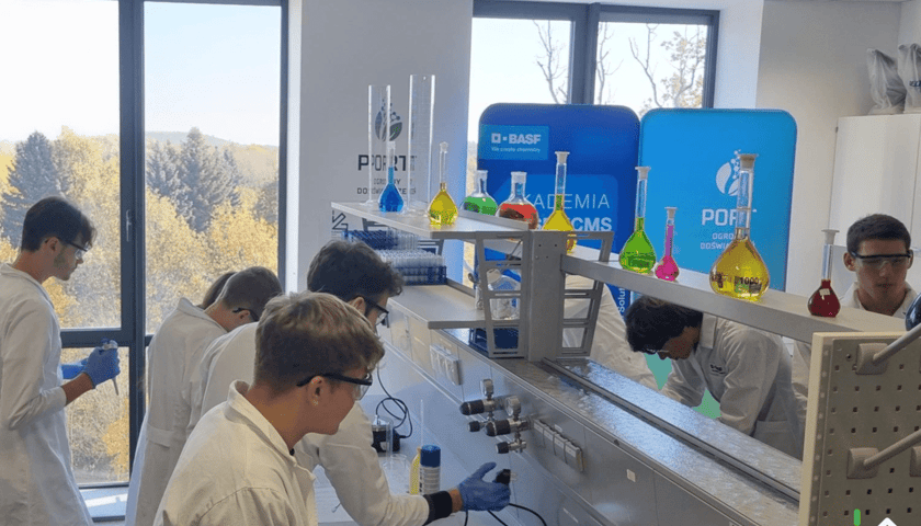Uczestnicy Akademii BASF ECMS