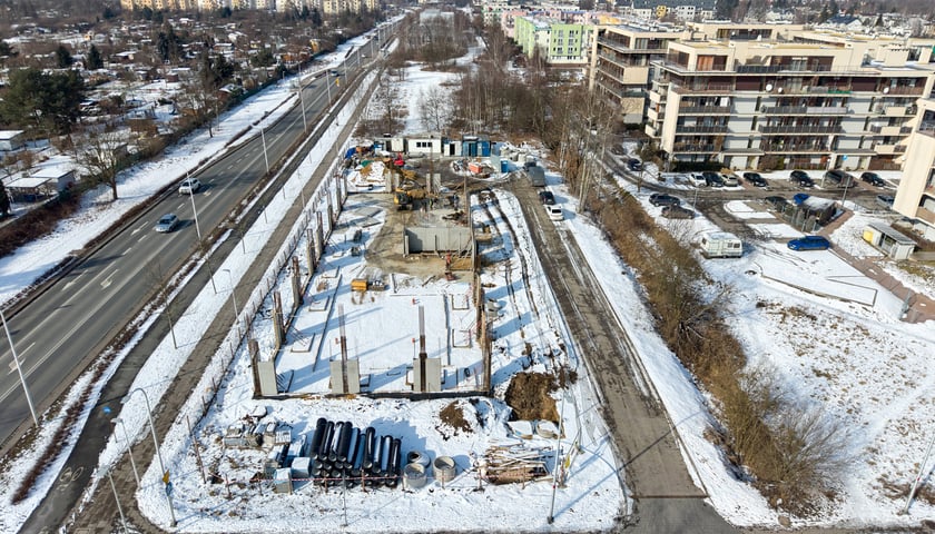 Budują lokalne centrum handlowo-usługowe Wojanowska - Olbrachtowska