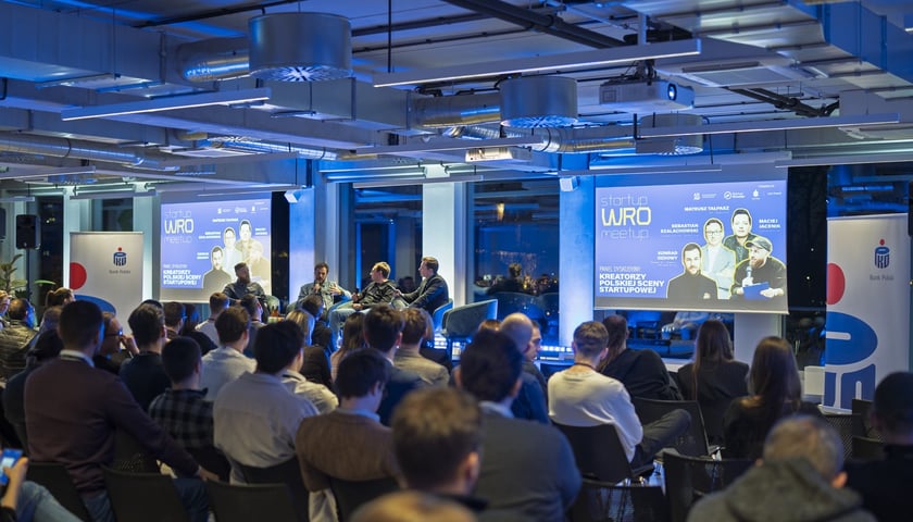 Uczestnicy lutowej edycji Startup WRO Meetup.