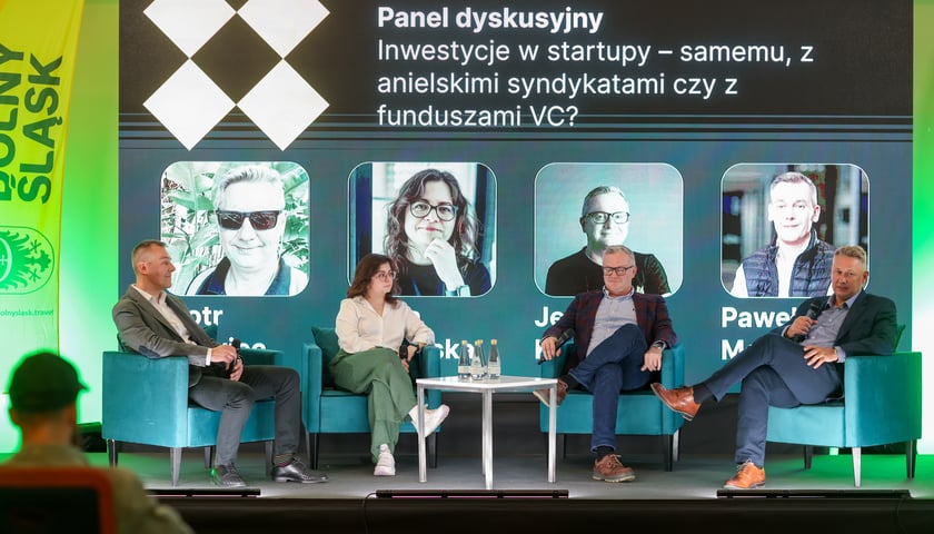 Uczestnicy konferencji „Wall Street Startupy, czyli aniołowie biznesu. Inwestycje. Exity”.