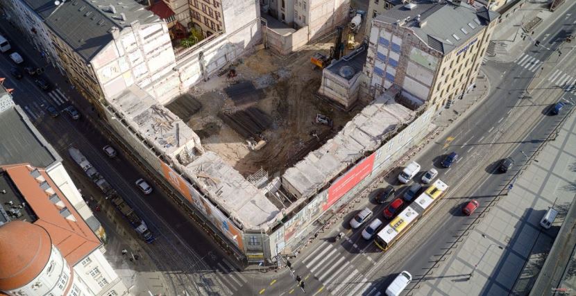 remont hotelu Grand przy ul. Piłsudskiego, listopad 2018 r. 