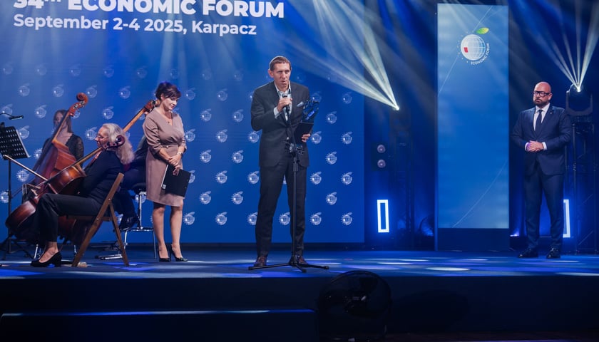 <p>Gala 34. Forum Ekonomicznego w Karpaczu i wręczenie Nagr&oacute;d Prezydenta Wrocławia - nagroda dla Capgemini Polska</p>