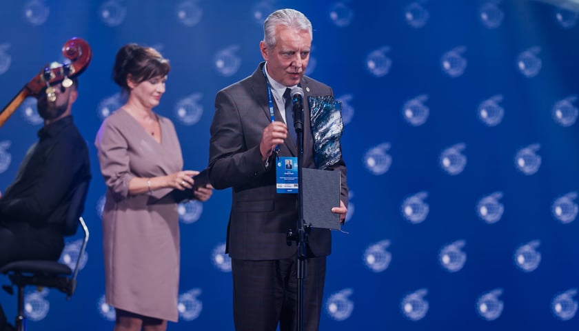 <p>Gala 34. Forum Ekonomicznego w Karpaczu i wręczenie Nagr&oacute;d Prezydenta Wrocławia - nagroda dla Piekarni HERT</p>