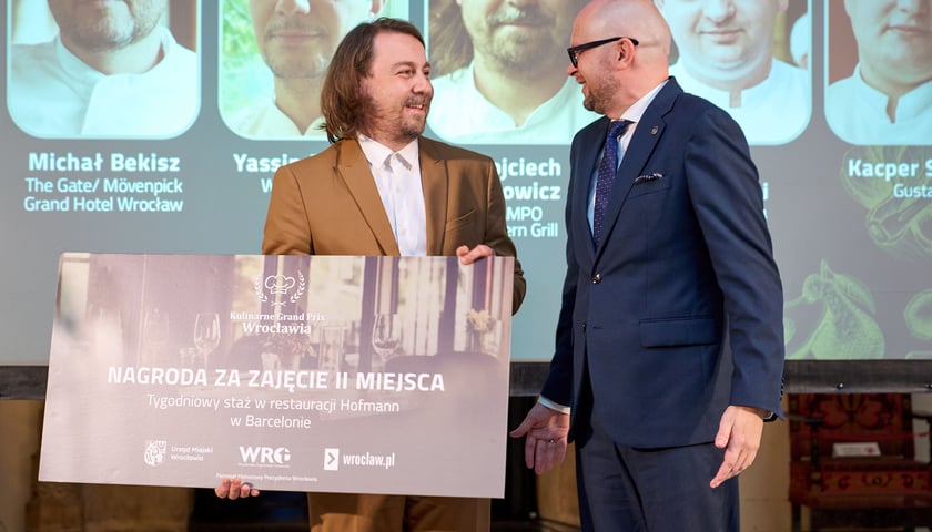 Kulinarne Grand Prix Wrocławia, gala w Sali Wielkiej Starego Ratusza, Wrocław, 22 października 2025.  Na zdjęciu Wojciech Janowicz oraz Jakub Mazur