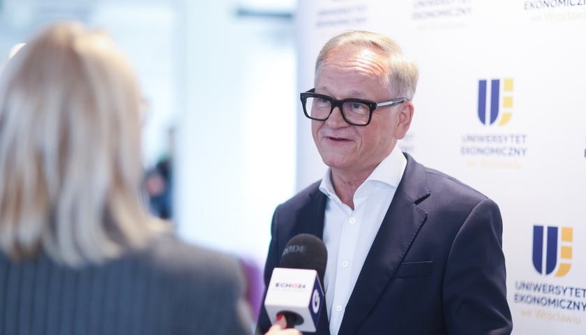 Członkowie kapituły konkursu Dolnośląski Gryf - Nagroda Gospodarcza.