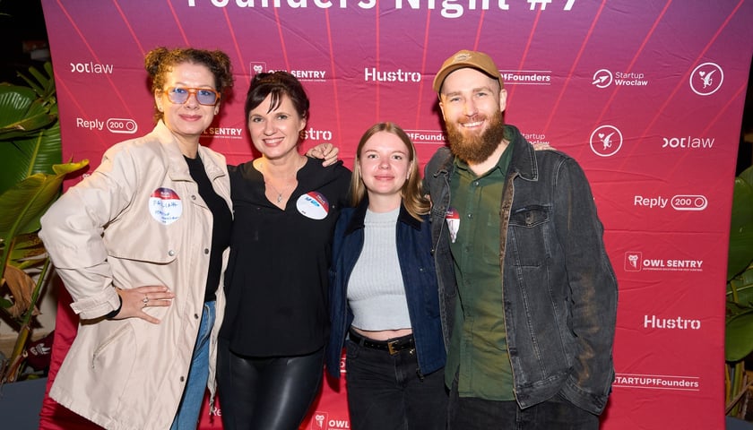 Od lewej: Paulina Muszyńska, Magdalena Okulowska, Krystyna Kardacz, Maciej Jacenik