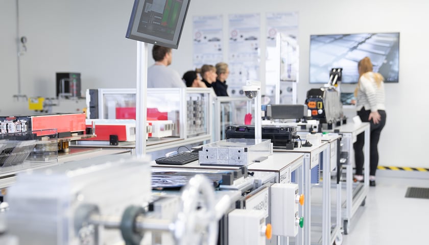 LG Energy Solution Wrocław: Quality Experience Room i jedyne na świecie laboratorium Test & Validation Lab. Listopad 2025 r.