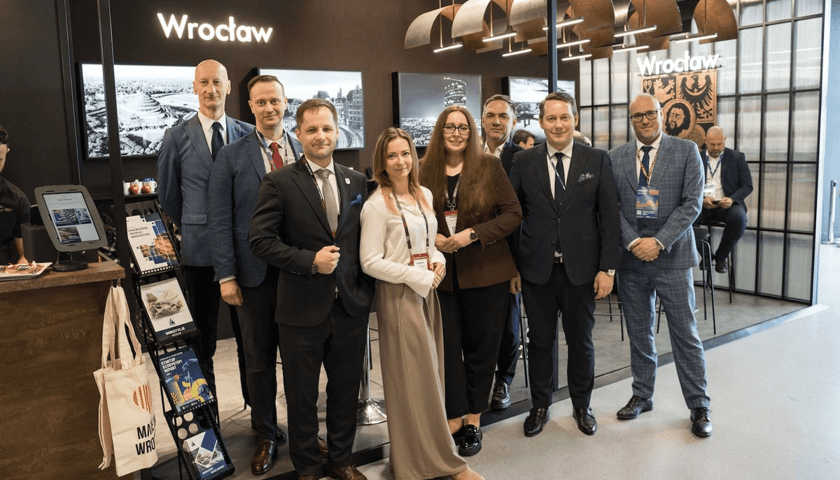 Delegacja z Wrocławia na targach MIPIM w Cannes.