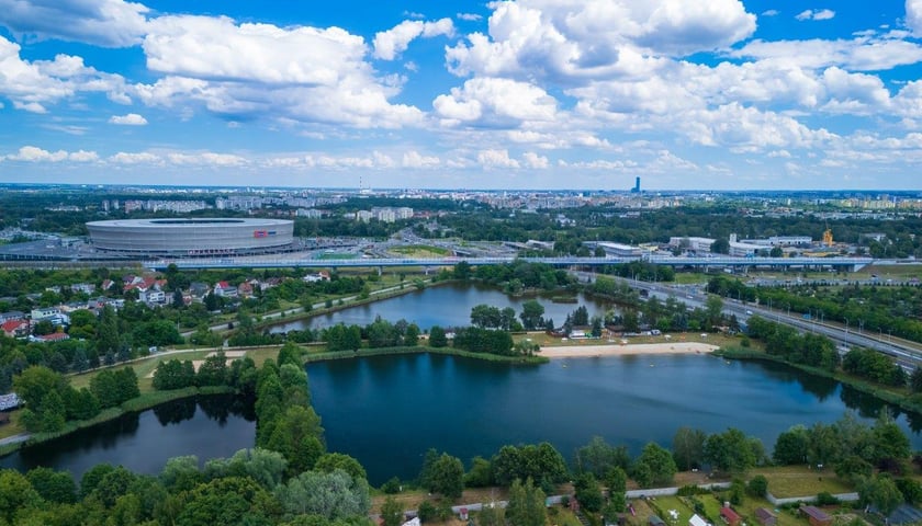 Kąpielisko Park Glinianki, widok z drona.