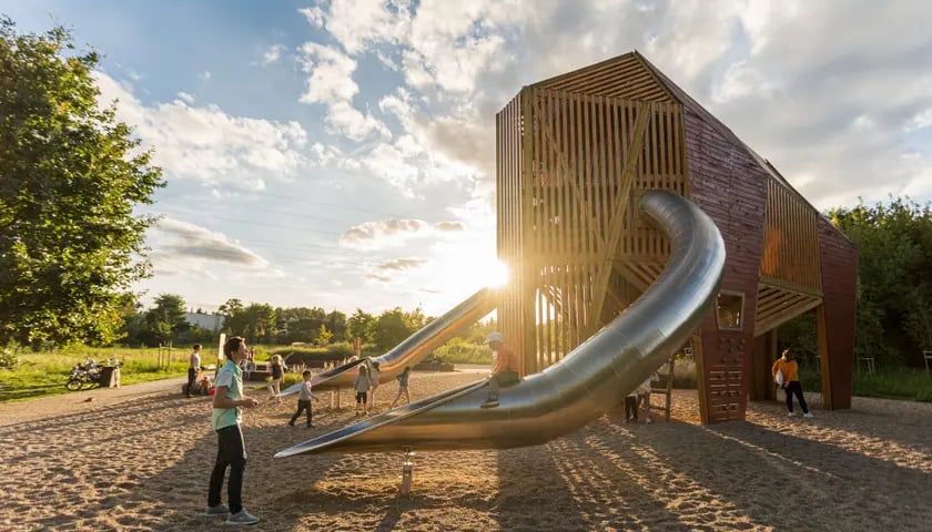 Powiększ obraz: Park Mamuta na Oporowie to jeden z najdłużej realizowanych (4 lata), ale i najbardziej spektakularnych projektów z WBO