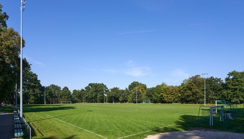 oświetlenie stadionu na Sołtysowicach, inwestycja z WBO