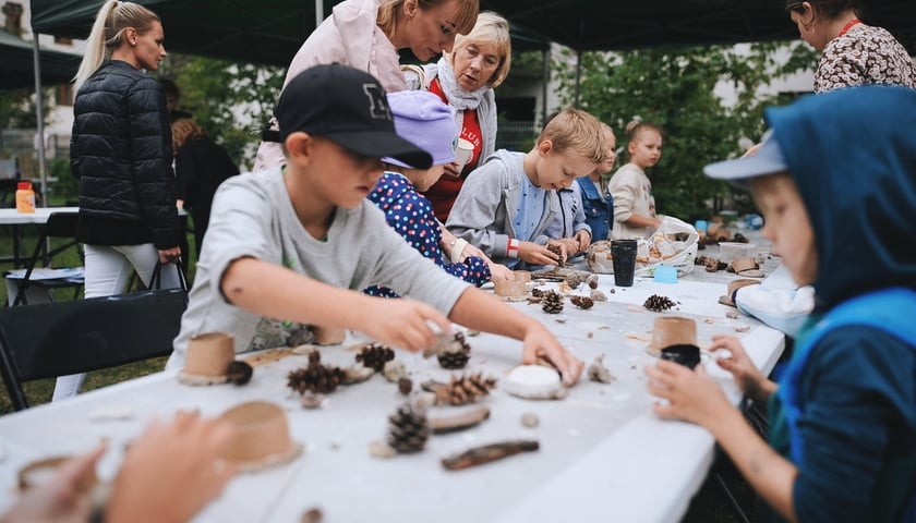 Powiększ obraz: Piknik sąsiedzki zorganizowany przez CAL Plac Grunwaldzki, wrzesień 2023