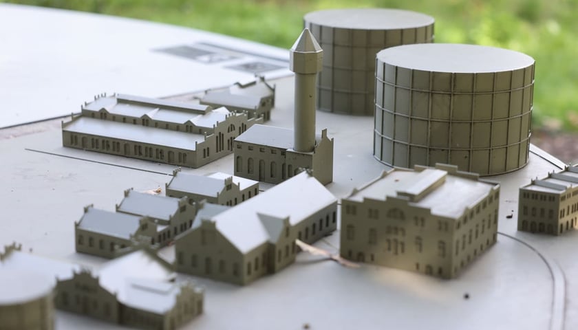 Powiększ obraz: makieta osiedla Tarnogaj