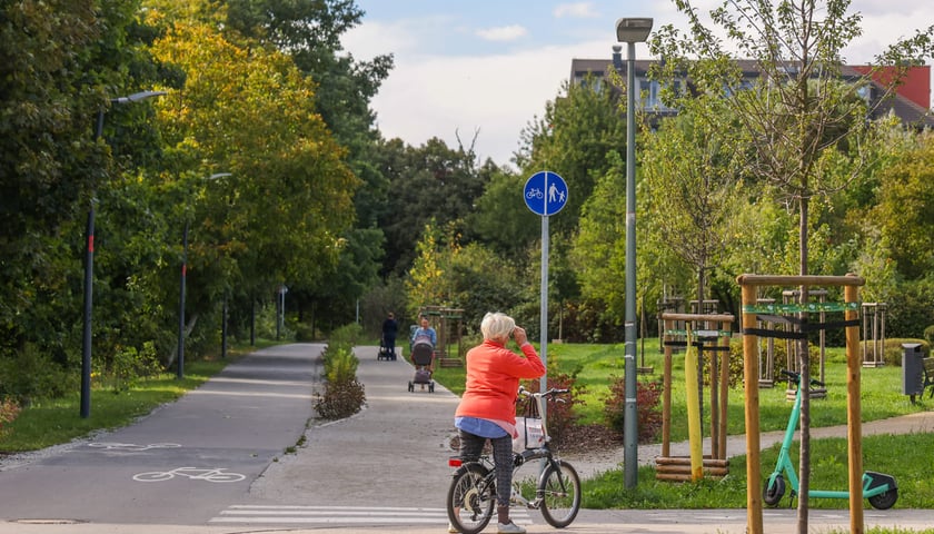 Powiększ obraz: Promenada Krzycka, wrzesień 2025