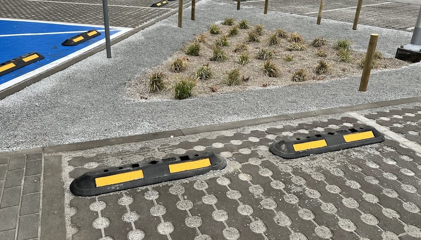 Plac manewrowy u zbiegu ulic Trzebnickiej i Wybrzeża J.C. Korzeniowskiego