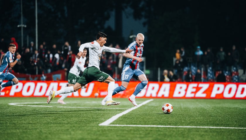 Powiększ obraz: Mecz Polonia Bytom - Śląsk Wrocław