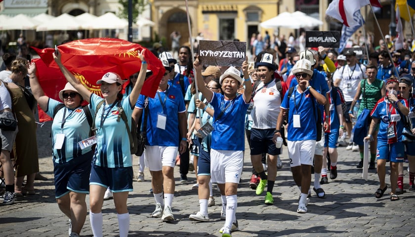 Powiększ obraz: Parady drużyn z Rynku na Plac Wolności, 17 lipca 2026