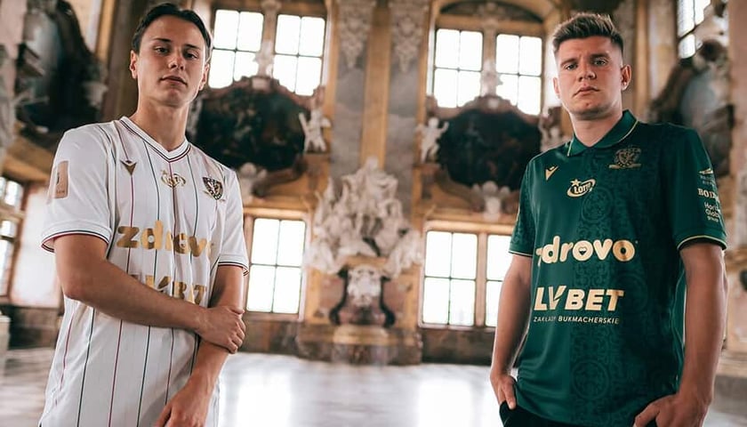 Powiększ obraz: Koszulka meczowa 2026/2027