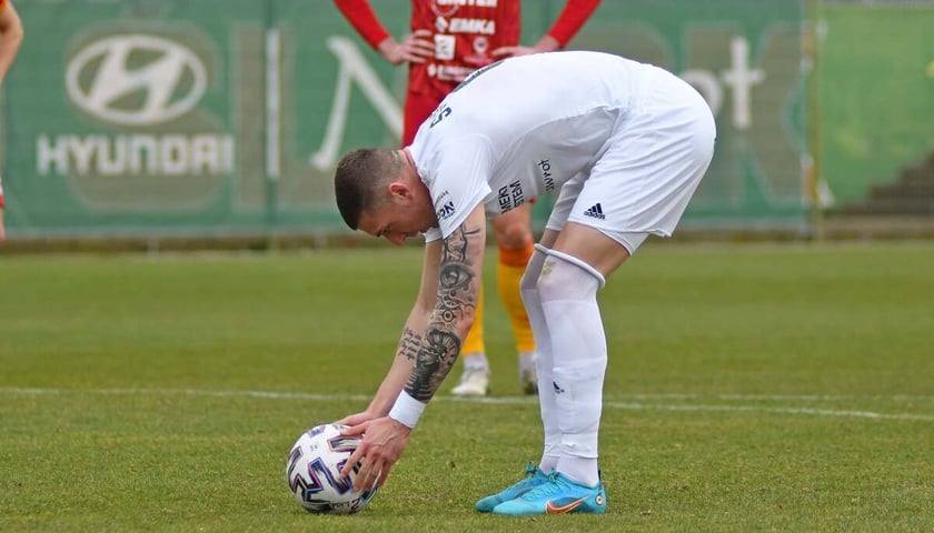 Powiększ obraz: Jedynego gola dla rezerw Śląska zdobył Sebastian Bergier