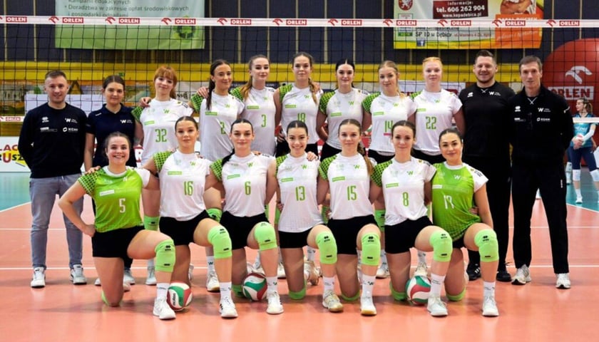 Powiększ obraz: Siatkarki #VolleyWrocław po raz pierwszy od 4 lat znalazły się w krajowej elicie