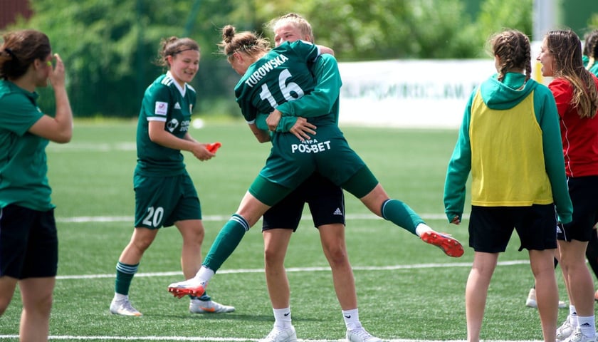 Powiększ obraz: Dwa gole dla Śląska zdobyła Amanda Turowska